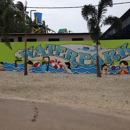 Hs Farm Waterpark Hotell Muar Exteriör bild