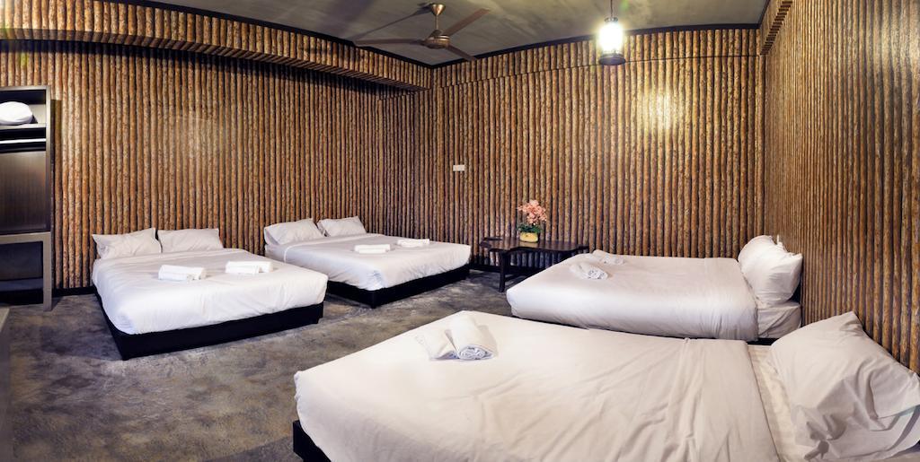 Hs Farm Waterpark Hotell Muar Rum bild