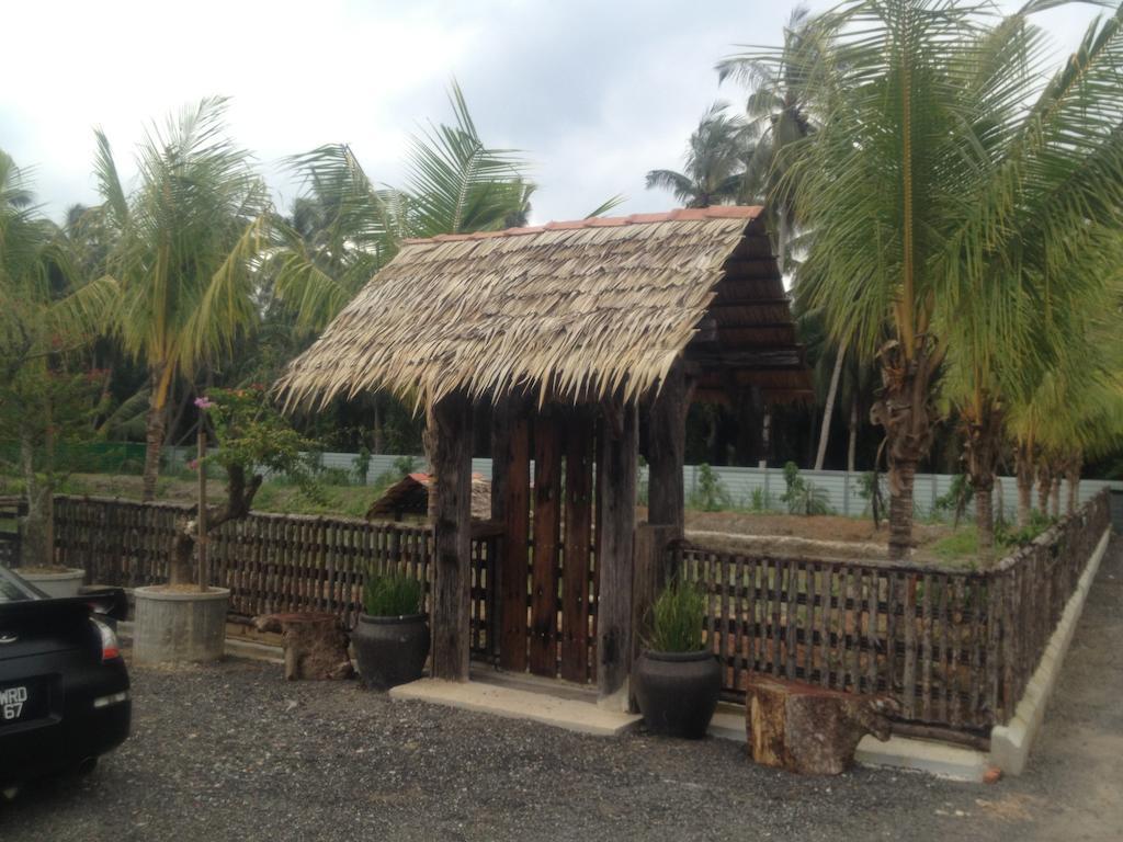 Hs Farm Waterpark Hotell Muar Exteriör bild