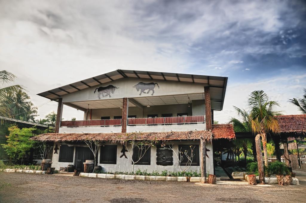 Hs Farm Waterpark Hotell Muar Exteriör bild