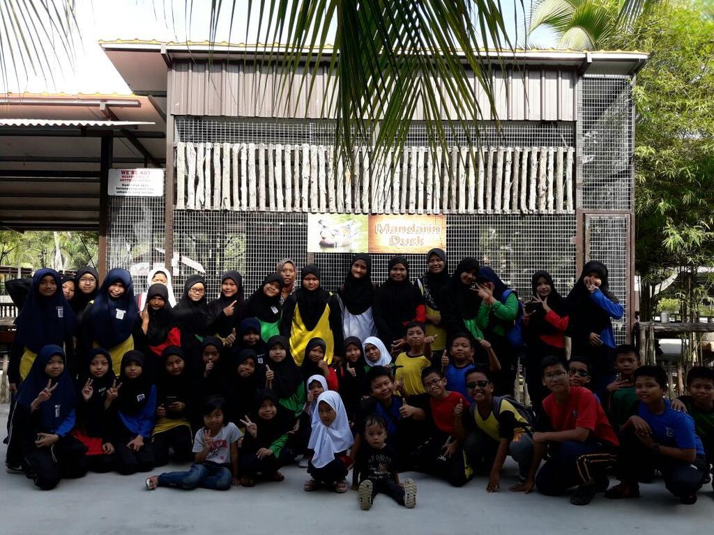Hs Farm Waterpark Hotell Muar Exteriör bild